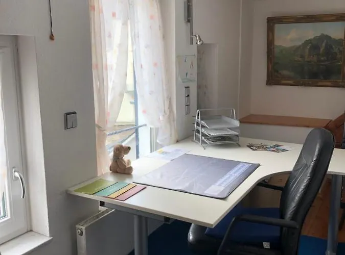 Gemuetliches Zimmer In Winningen Mit Garten-, Kuechennutzung Und Schnellem Wifi